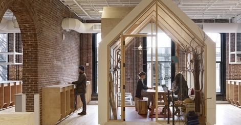 L’attribut alt de cette image est vide, son nom de fichier est paristic-agence-decoration-bureaux-airbnb-office.jpg.