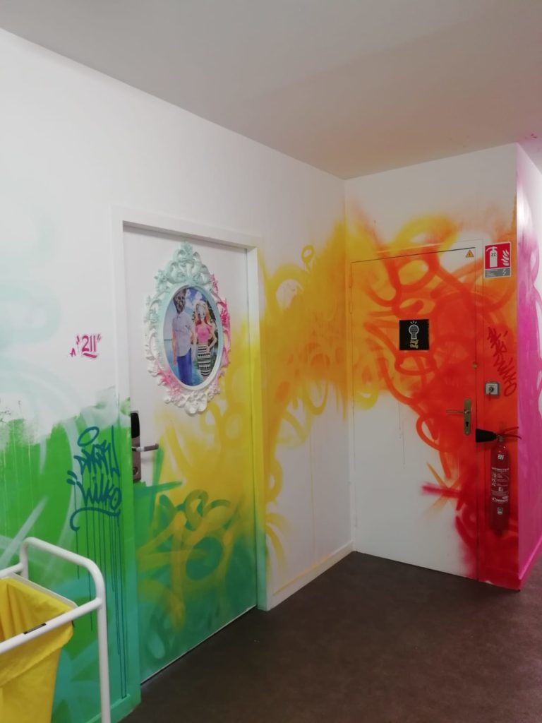 Décoration murale pour hotel au thème street art